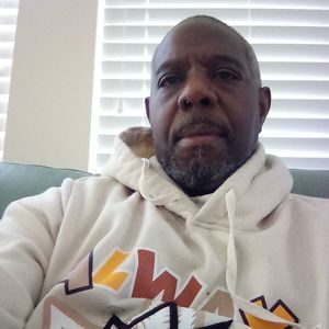 Meet your Posher, Warren